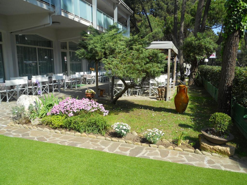 Hotel Sahara Milano Marittima Luaran gambar