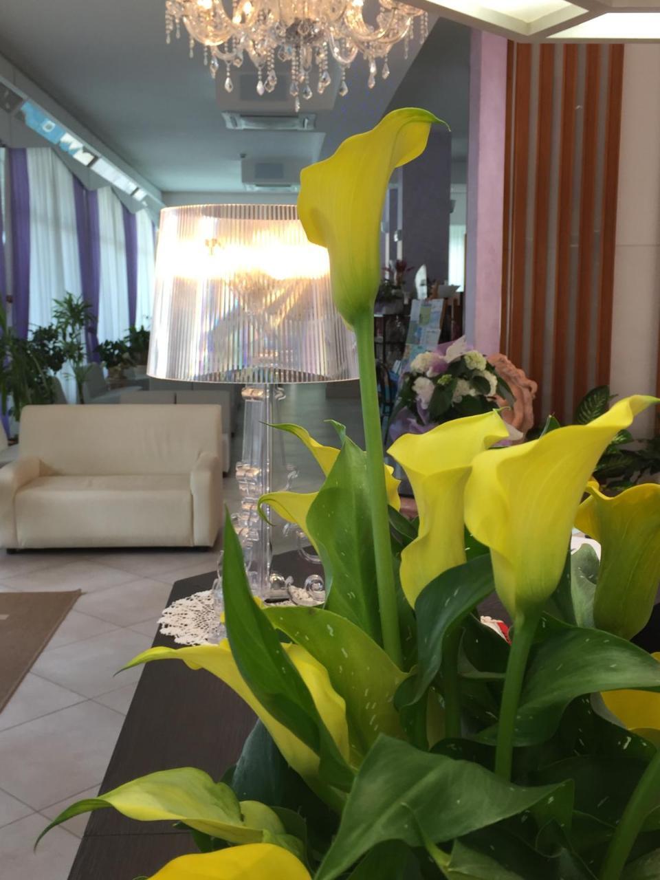Hotel Sahara Milano Marittima Luaran gambar