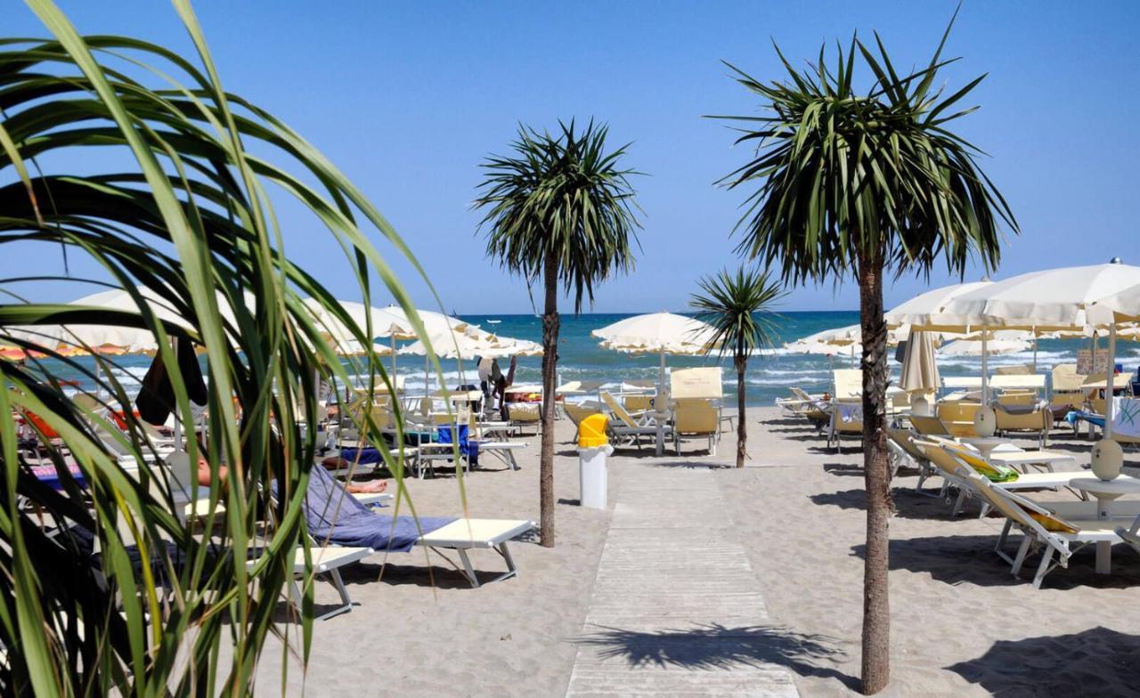Hotel Sahara Milano Marittima Luaran gambar