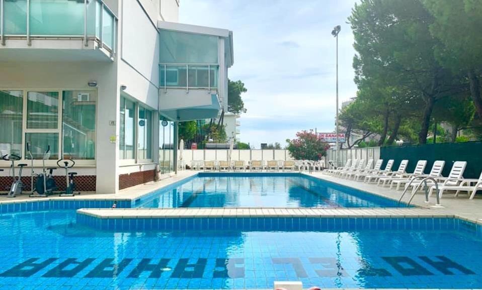 Hotel Sahara Milano Marittima Luaran gambar