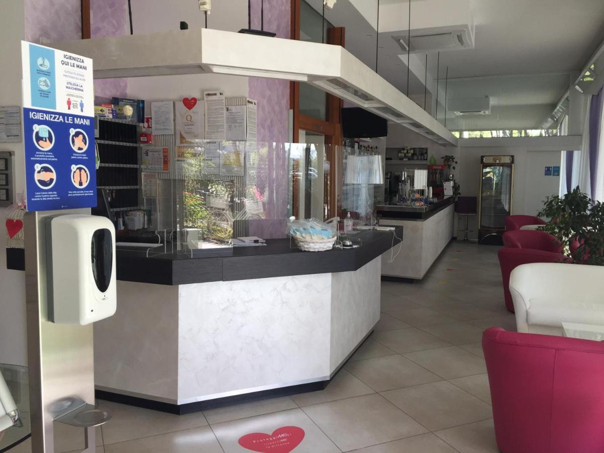Hotel Sahara Milano Marittima Luaran gambar