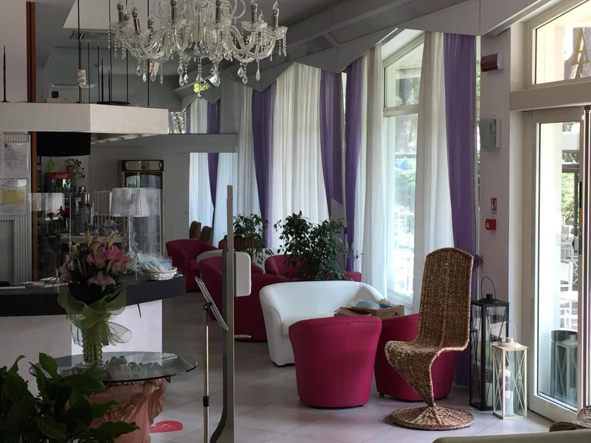 Hotel Sahara Milano Marittima Luaran gambar